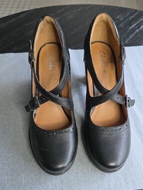 Clarks Black Leather Cross-Strap Heeled Mary Janes Size 7